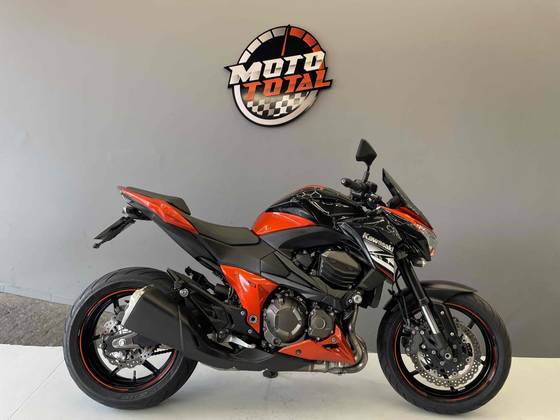 KAWASAKI Z800 